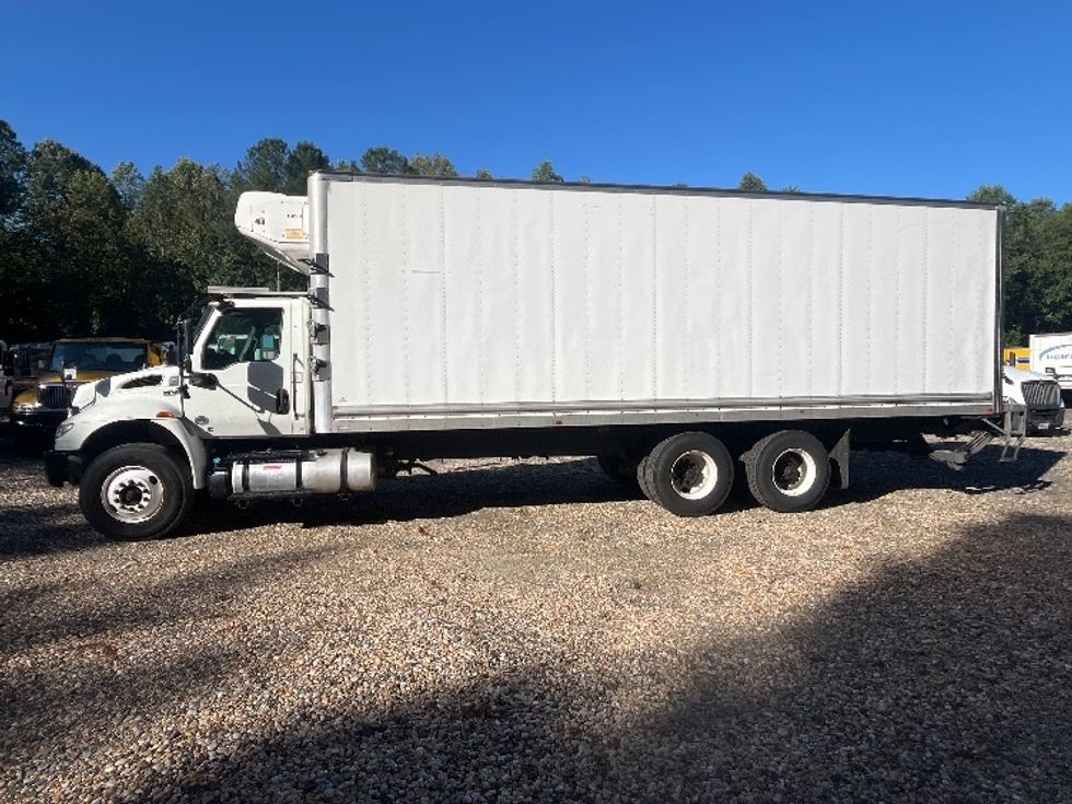 Refrigerated Truck-Light and Medium Duty Trucks-International-2022-MV607-Suwanee-GA-146,871\n\t\tmiles-$ 81,000 - Image 4