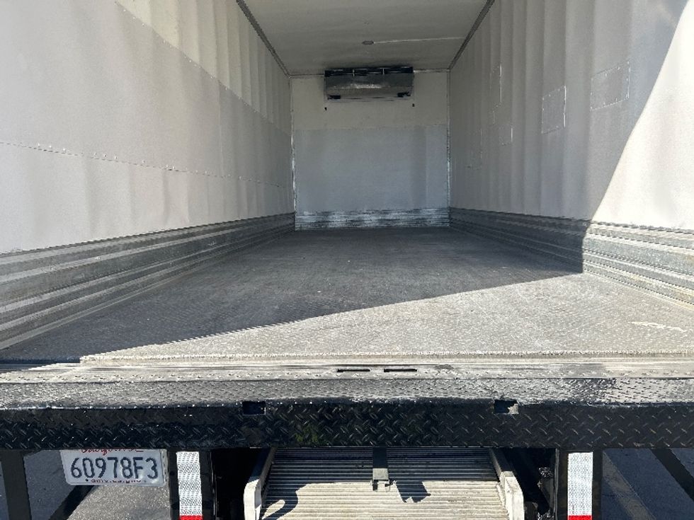 Refrigerated Truck-Light and Medium Duty Trucks-International-2022-MV607-Torrance-CA-114,357\n\t\tmiles-$ 69,000 - Image 10