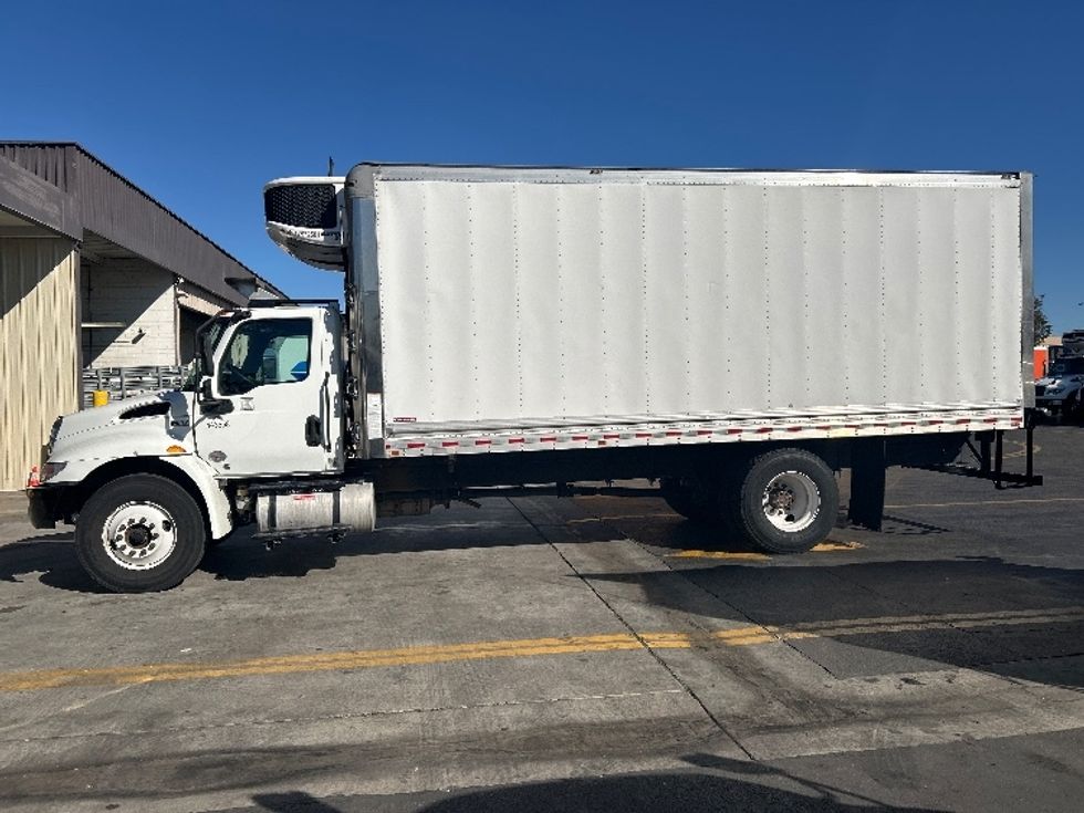 Refrigerated Truck-Light and Medium Duty Trucks-International-2022-MV607-Torrance-CA-114,357\n\t\tmiles-$ 69,000 - Image 4