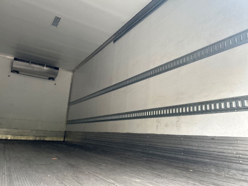 Refrigerated Truck-Light and Medium Duty Trucks-International-2022-MV607-Torrance-CA-57,877\n\t\tmiles-$ 76,750 - Image 12