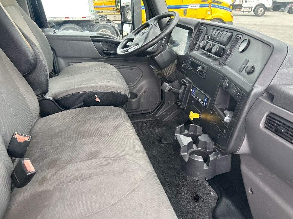 Refrigerated Truck-Light and Medium Duty Trucks-International-2022-MV607-Torrance-CA-57,877\n\t\tmiles-$ 76,750 - Image 22