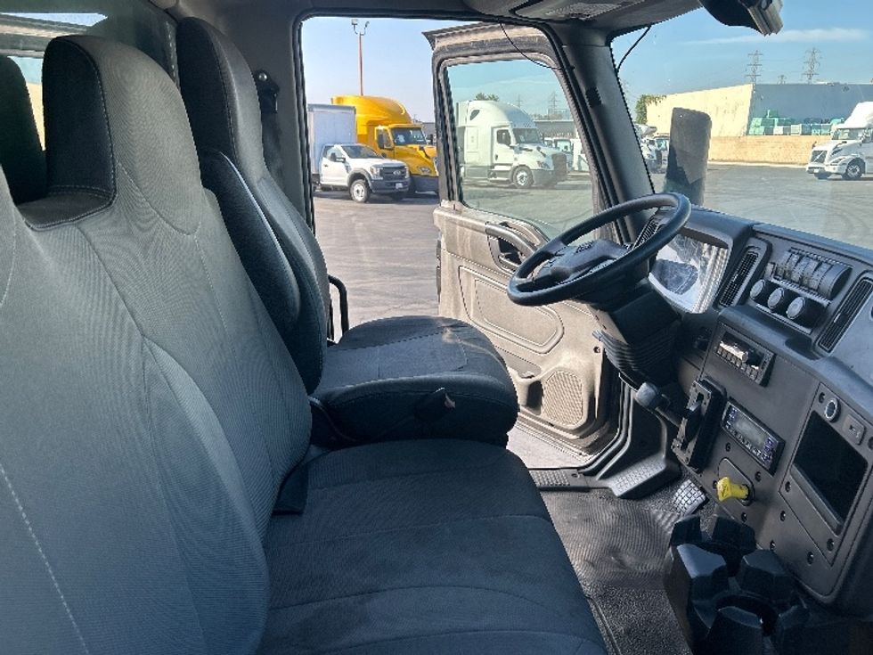 Refrigerated Truck-Light and Medium Duty Trucks-International-2022-MV607-Torrance-CA-81,652\n\t\tmiles-$ 78,000 - Image 22