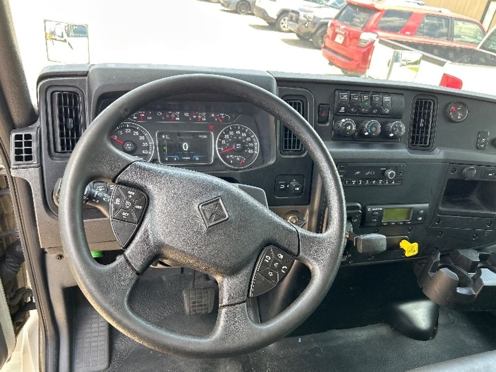 Refrigerated Truck-Light and Medium Duty Trucks-International-2022-MV607-Tuscaloosa-AL-362,585\n\t\tmiles-$ 22,250 - Image 17