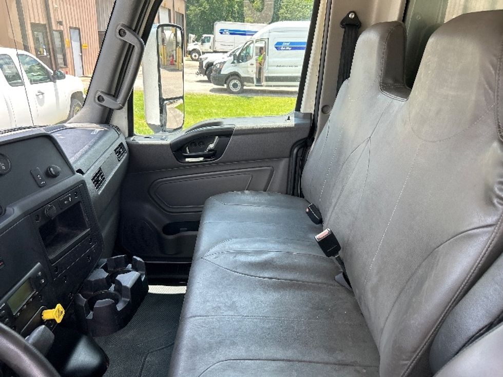 Refrigerated Truck-Light and Medium Duty Trucks-International-2022-MV607-Tuscaloosa-AL-362,585\n\t\tmiles-$ 22,250 - Image 19