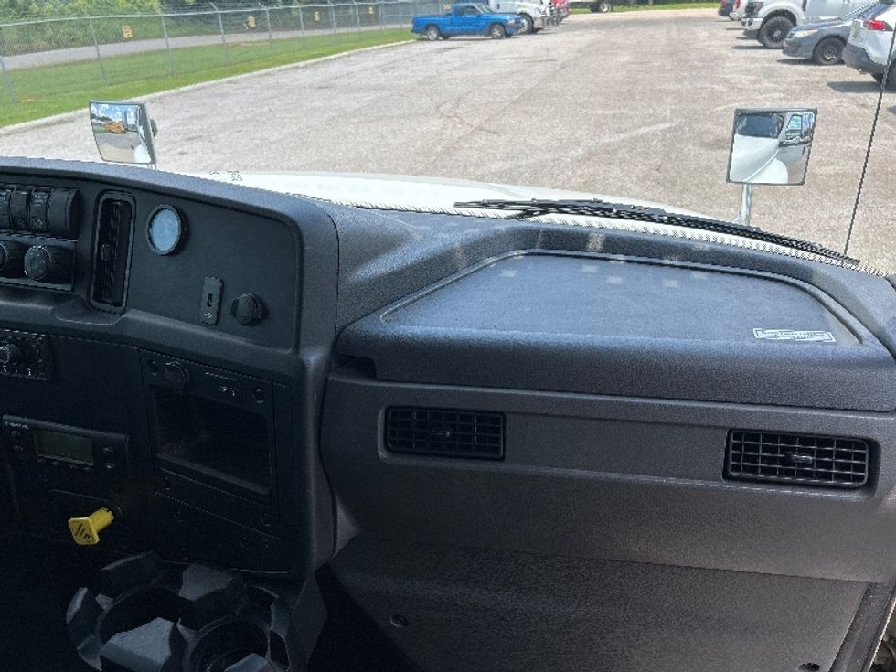 Refrigerated Truck-Light and Medium Duty Trucks-International-2022-MV607-Tuscaloosa-AL-362,585\n\t\tmiles-$ 22,250 - Image 21