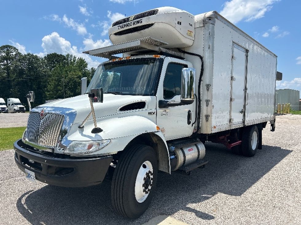 Refrigerated Truck-Light and Medium Duty Trucks-International-2022-MV607-Tuscaloosa-AL-362,585\n\t\tmiles-$ 22,250 - Image 3