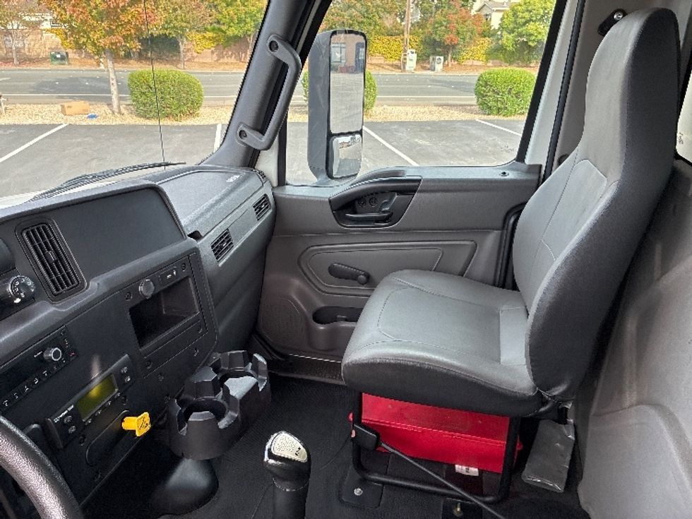 Refrigerated Truck-Light and Medium Duty Trucks-International-2022-MV607-West Sacramento-CA-33,501\n\t\tmiles-$ 76,500 - Image 18