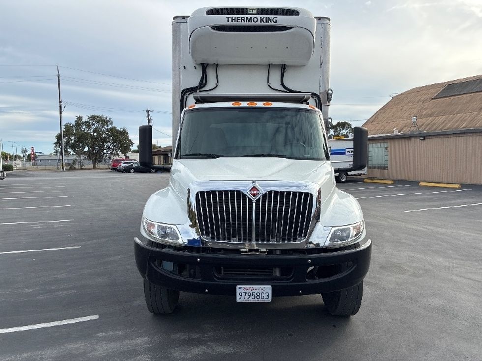 Refrigerated Truck-Light and Medium Duty Trucks-International-2022-MV607-West Sacramento-CA-33,501\n\t\tmiles-$ 76,500 - Image 2
