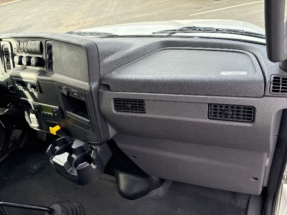 Refrigerated Truck-Light and Medium Duty Trucks-International-2022-MV607-West Sacramento-CA-33,501\n\t\tmiles-$ 76,500 - Image 20