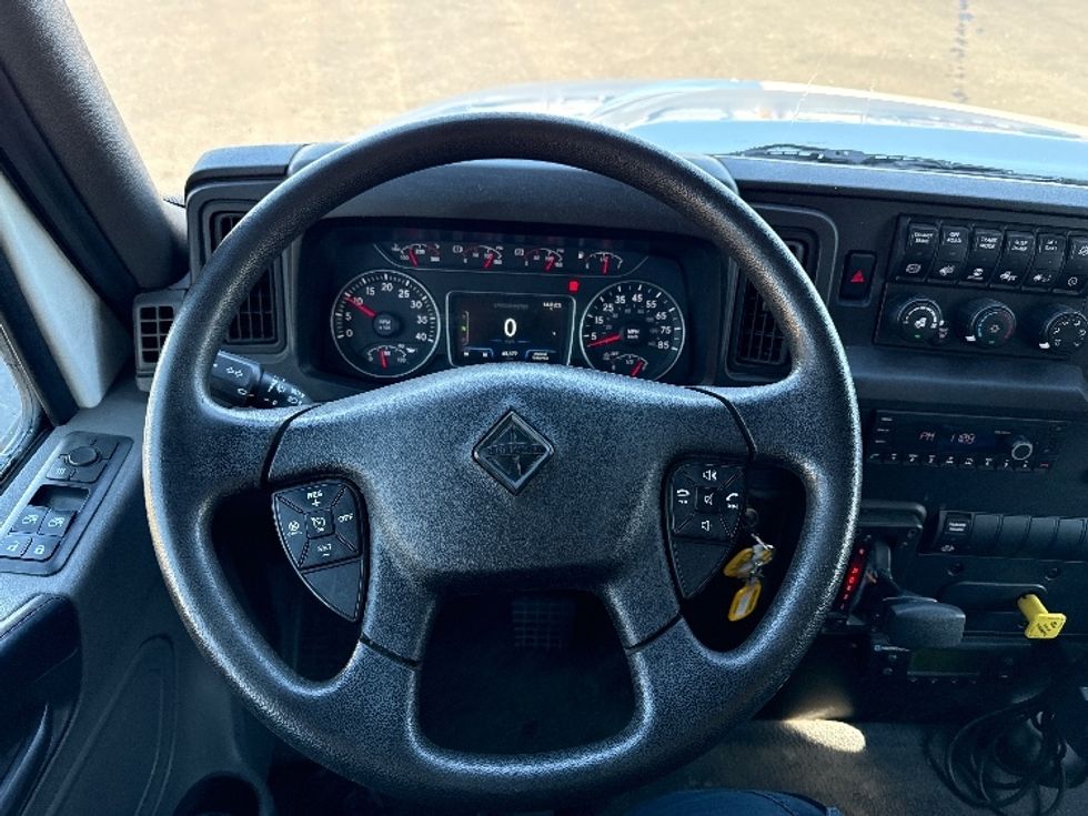 Refrigerated Truck-Light and Medium Duty Trucks-International-2022-MV607-West Sacramento-CA-65,405\n\t\tmiles-$ 75,000 - Image 17