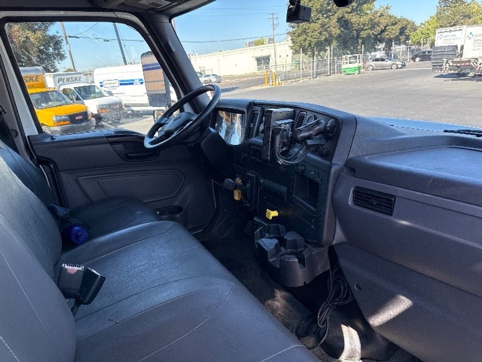 Refrigerated Truck-Light and Medium Duty Trucks-International-2022-MV607-West Sacramento-CA-65,405\n\t\tmiles-$ 75,000 - Image 22