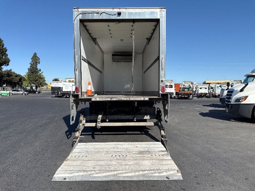 Refrigerated Truck-Light and Medium Duty Trucks-International-2022-MV607-West Sacramento-CA-65,405\n\t\tmiles-$ 75,000 - Image 9