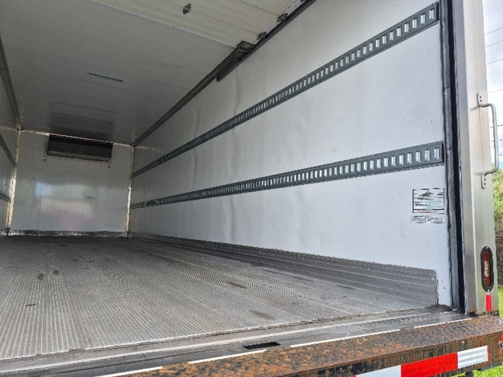 Refrigerated Truck-Light and Medium Duty Trucks-International-2022-MV607-White Deer-PA-138,266\n\t\tmiles-$ 65,250 - Image 11