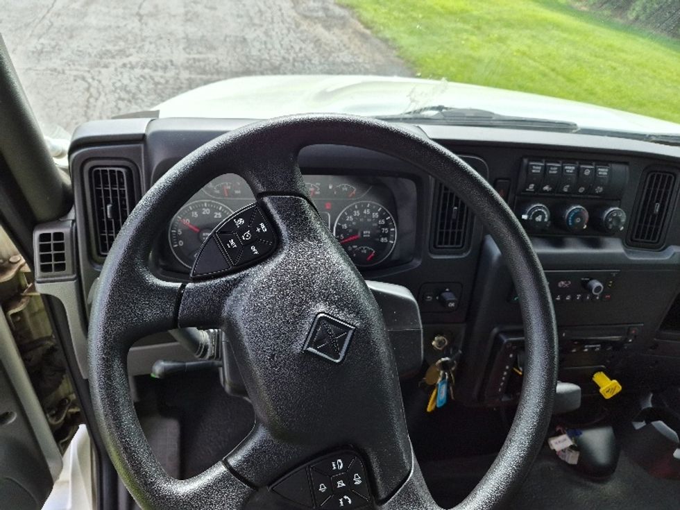 Refrigerated Truck-Light and Medium Duty Trucks-International-2022-MV607-White Deer-PA-138,266\n\t\tmiles-$ 65,250 - Image 16