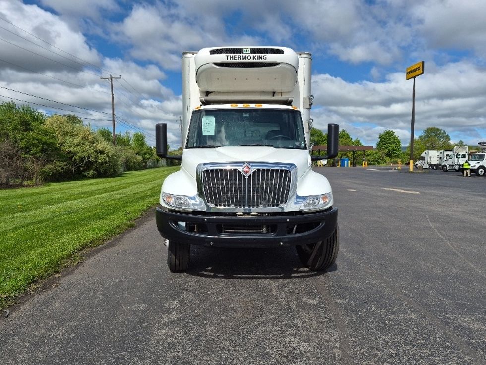 Refrigerated Truck-Light and Medium Duty Trucks-International-2022-MV607-White Deer-PA-138,266\n\t\tmiles-$ 65,250 - Image 2