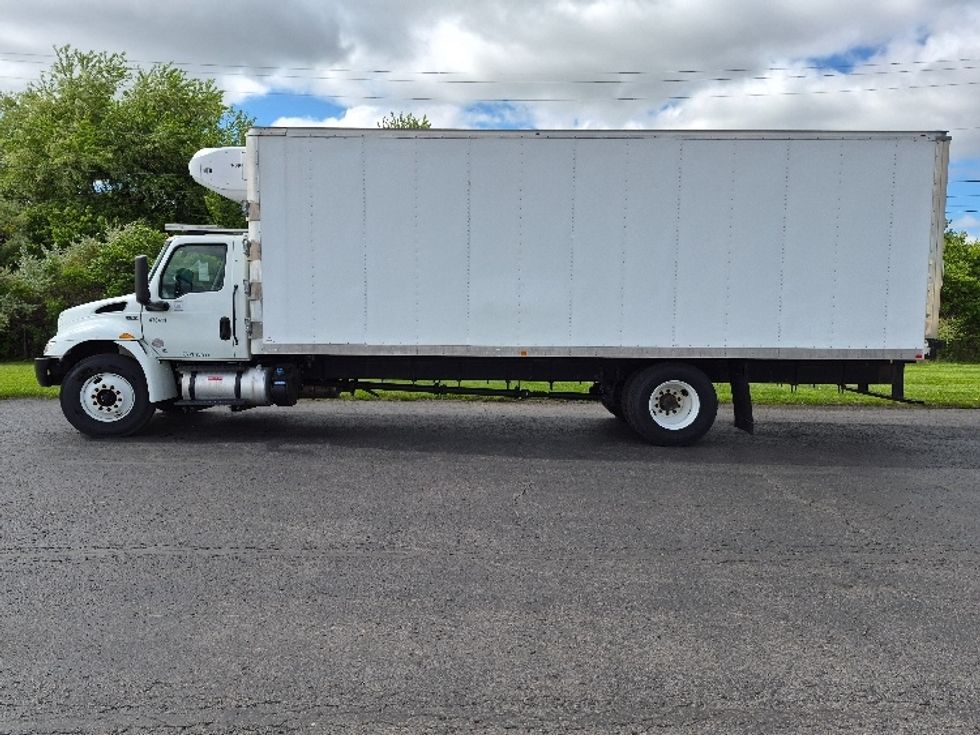 Refrigerated Truck-Light and Medium Duty Trucks-International-2022-MV607-White Deer-PA-138,266\n\t\tmiles-$ 65,250 - Image 4