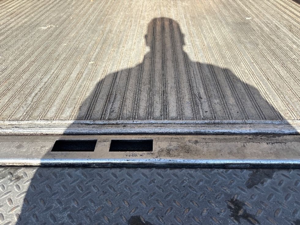 Refrigerated Truck-Light and Medium Duty Trucks-International-2022-MV607LP-Columbus-OH-455,611\n\t\tmiles-$ 26,250 - Image 10