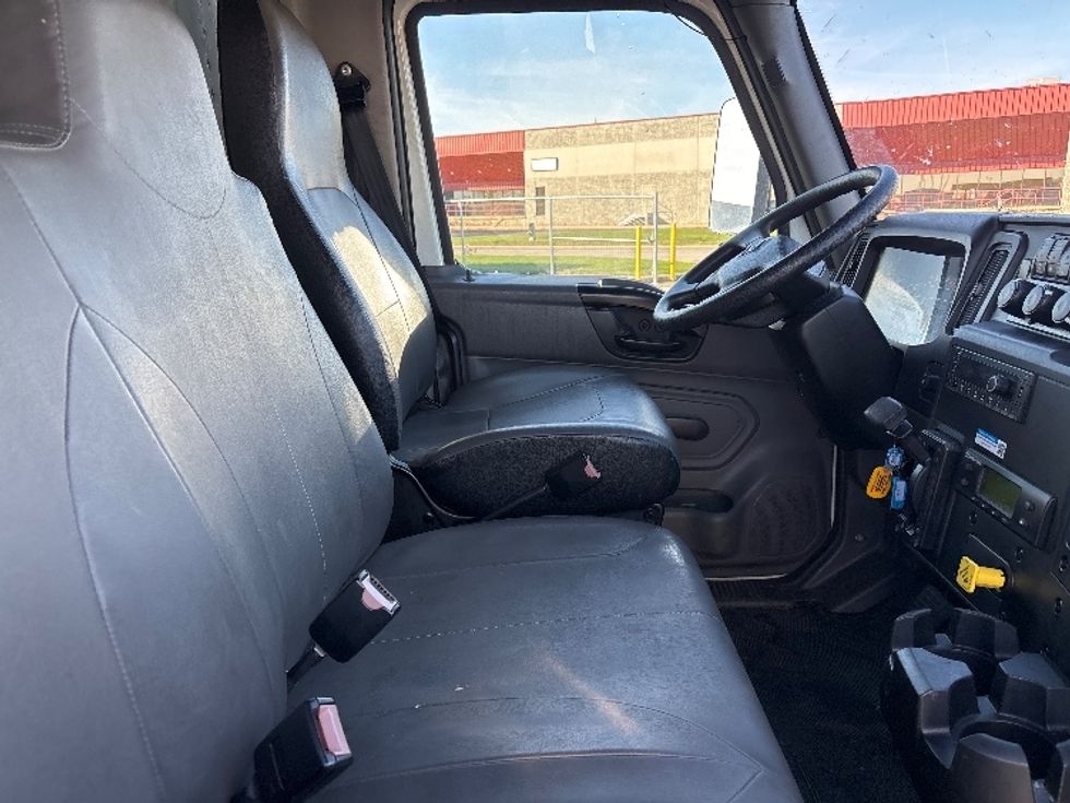 Refrigerated Truck-Light and Medium Duty Trucks-International-2022-MV607LP-Columbus-OH-455,611\n\t\tmiles-$ 26,250 - Image 22