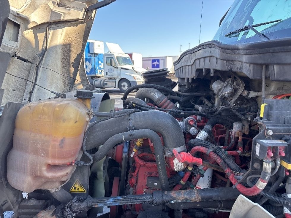 Refrigerated Truck-Light and Medium Duty Trucks-International-2022-MV607LP-Columbus-OH-455,611\n\t\tmiles-$ 26,250 - Image 24