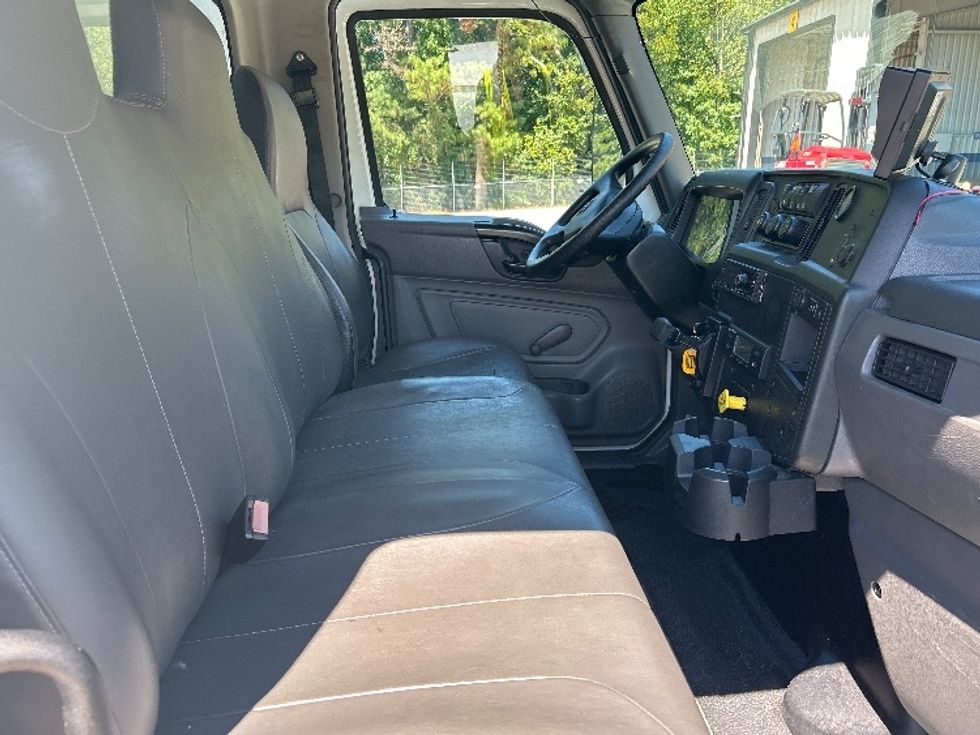 Refrigerated Truck-Light and Medium Duty Trucks-International-2023-MV607-Anderson-SC-128,979\n\t\tmiles-$ 65,750 - Image 21