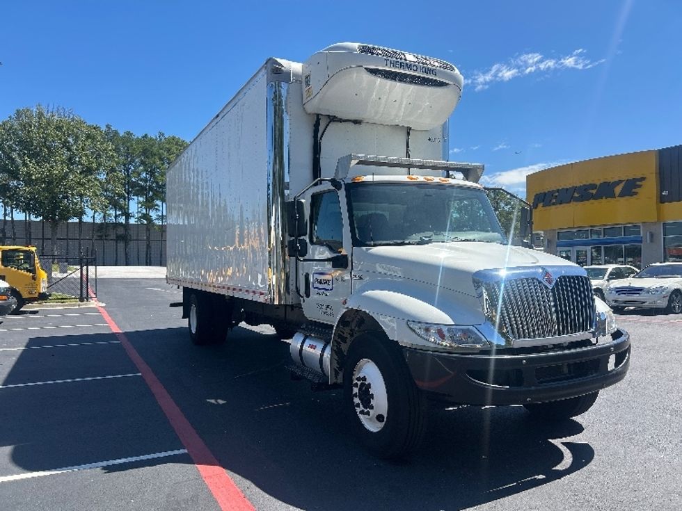 Refrigerated Truck-Light and Medium Duty Trucks-International-2023-MV607-Atlanta (Forest Park)-GA-190,586\n\t\tmiles-$ 57,000 - Image 1