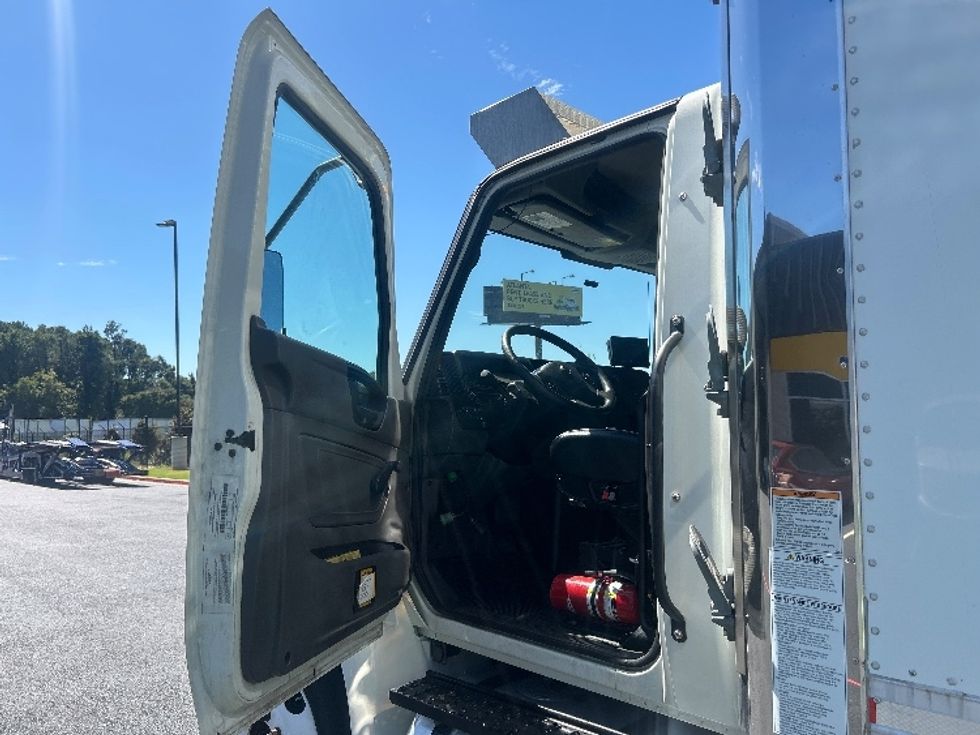 Refrigerated Truck-Light and Medium Duty Trucks-International-2023-MV607-Atlanta (Forest Park)-GA-190,586\n\t\tmiles-$ 57,000 - Image 15