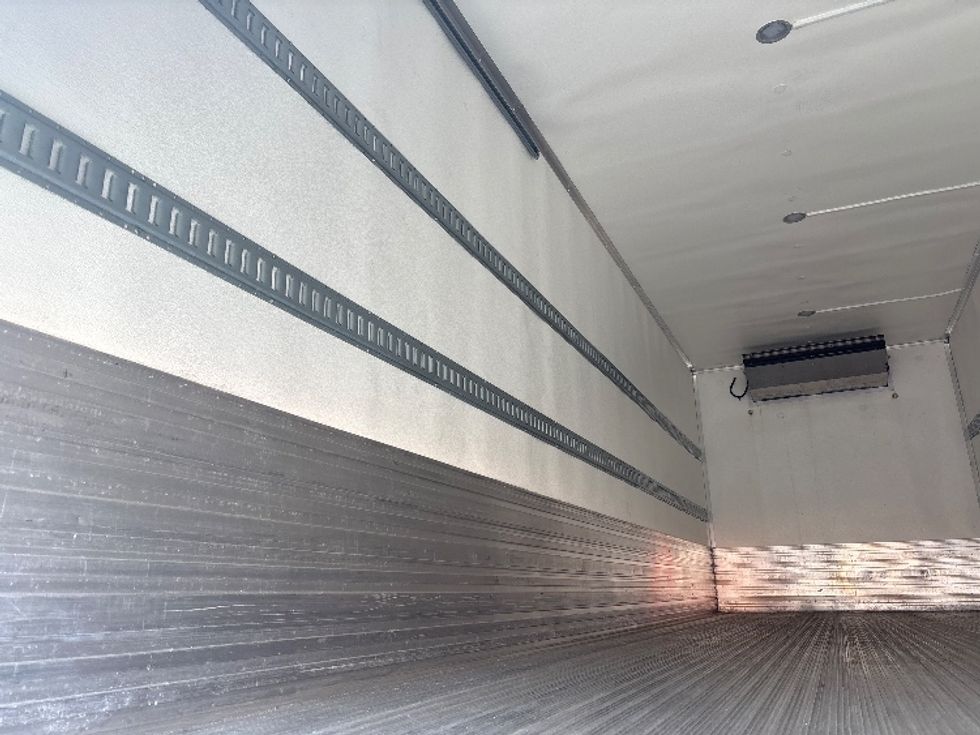 Refrigerated Truck-Light and Medium Duty Trucks-International-2023-MV607-Everett-WA-93,056\n\t\tmiles-$ 75,000 - Image 11