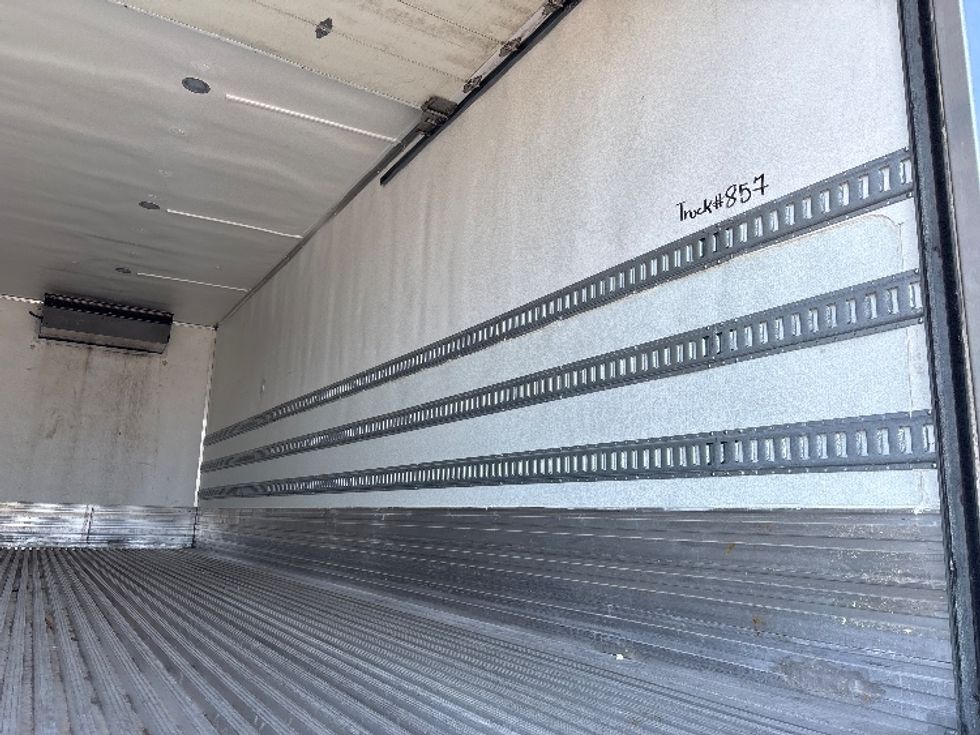 Refrigerated Truck-Light and Medium Duty Trucks-International-2023-MV607-Harrisonburg-VA-174,953\n\t\tmiles-$ 58,750 - Image 11