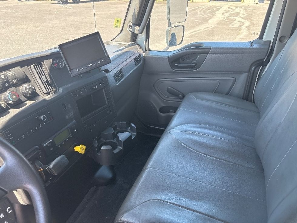 Refrigerated Truck-Light and Medium Duty Trucks-International-2023-MV607-Harrisonburg-VA-174,953\n\t\tmiles-$ 58,750 - Image 17