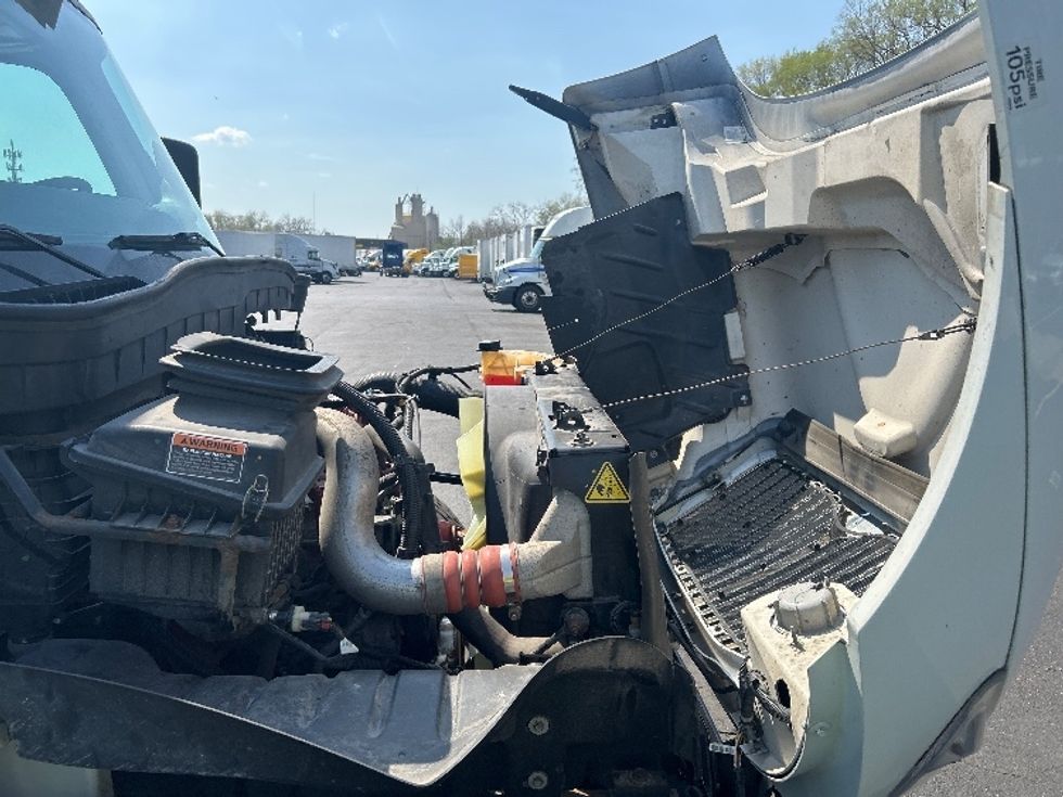 Refrigerated Truck-Light and Medium Duty Trucks-International-2023-MV607-Indianapolis-IN-101,141\n\t\tmiles-$ 71,500 - Image 20