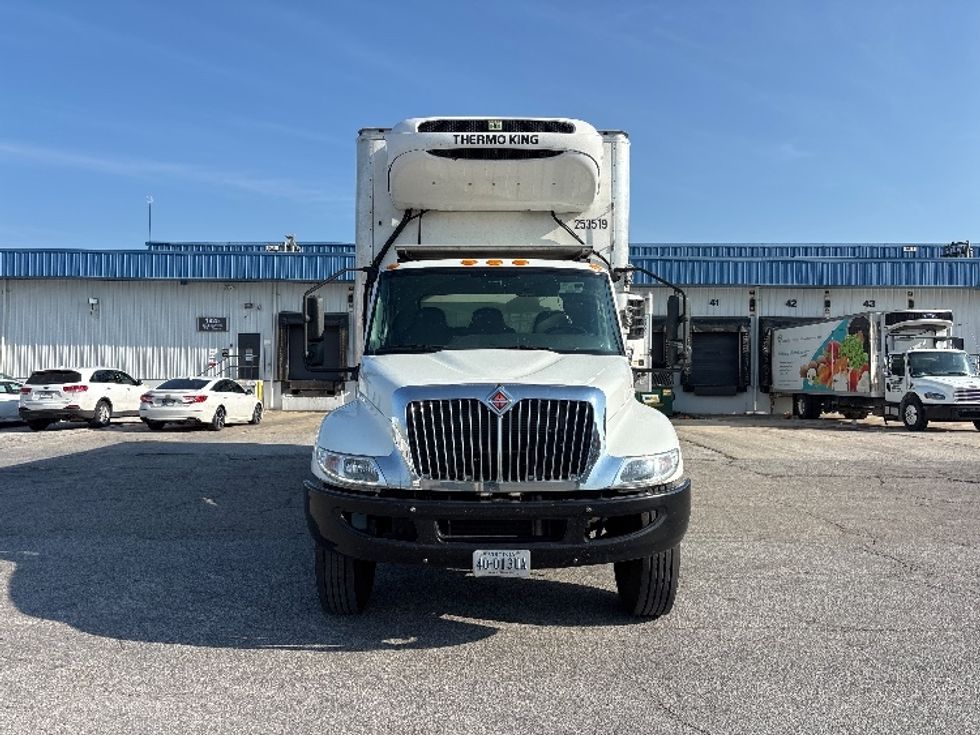 Refrigerated Truck-Light and Medium Duty Trucks-International-2023-MV607-Indianapolis-IN-261,031\n\t\tmiles-$ 48,750 - Image 2