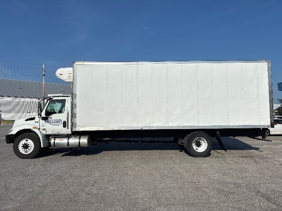 Refrigerated Truck-Light and Medium Duty Trucks-International-2023-MV607-Indianapolis-IN-261,031\n\t\tmiles-$ 48,750 - Image 4