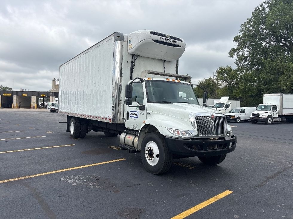 Refrigerated Truck-Light and Medium Duty Trucks-International-2023-MV607-Indianapolis-IN-267,500\n\t\tmiles-$ 40,250 - Image 1