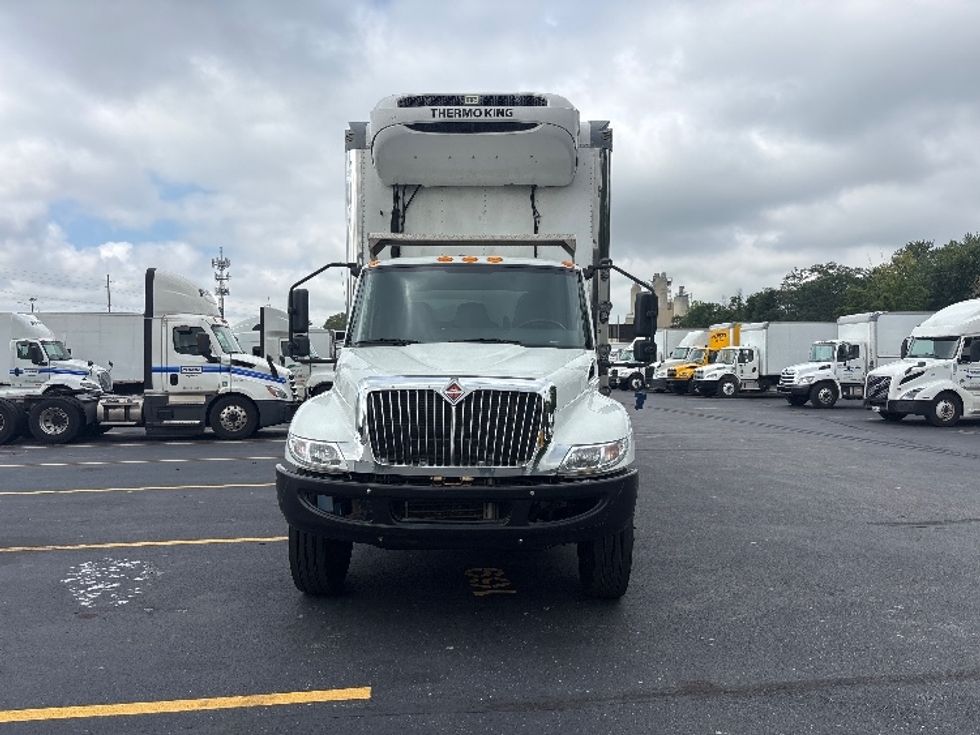 Refrigerated Truck-Light and Medium Duty Trucks-International-2023-MV607-Indianapolis-IN-267,500\n\t\tmiles-$ 40,250 - Image 2
