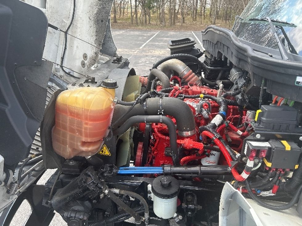 Refrigerated Truck-Light and Medium Duty Trucks-International-2023-MV607-Nashville (Mount Juliet)-TN-314,443\n\t\tmiles-$ 35,250 - Image 24