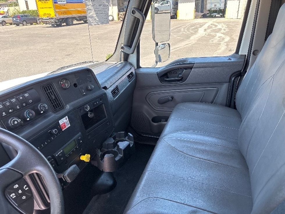 Refrigerated Truck-Light and Medium Duty Trucks-International-2023-MV607-Prince George-VA-254,782\n\t\tmiles-$ 45,000 - Image 19
