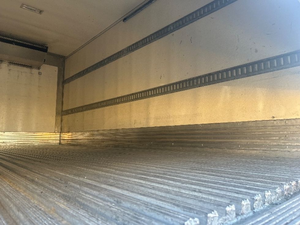Refrigerated Truck-Light and Medium Duty Trucks-International-2023-MV607-Prince George-VA-296,215\n\t\tmiles-$ 40,250 - Image 11