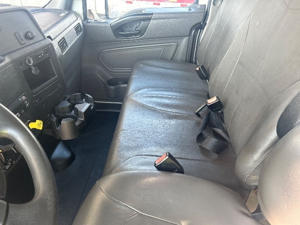 Refrigerated Truck-Light and Medium Duty Trucks-International-2023-MV607-Prince George-VA-296,215\n\t\tmiles-$ 40,250 - Image 18