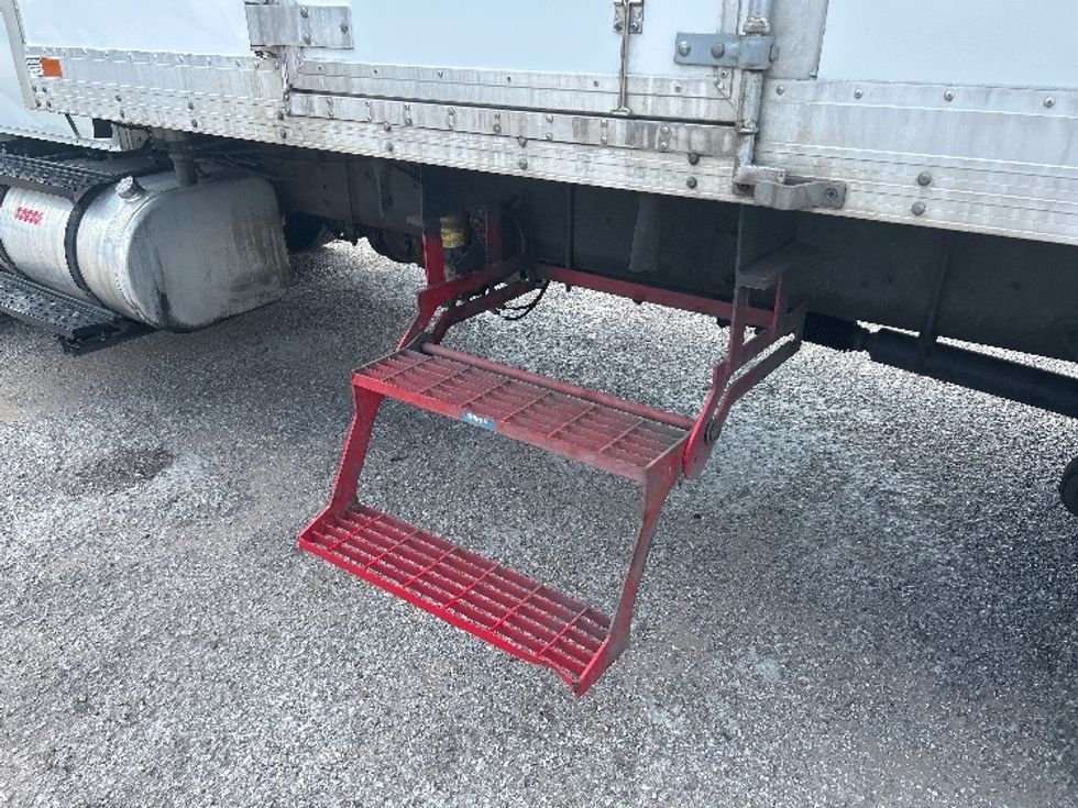 Refrigerated Truck-Light and Medium Duty Trucks-International-2023-MV607-Tuscaloosa-AL-329,563\n\t\tmiles-$ 35,250 - Image 25