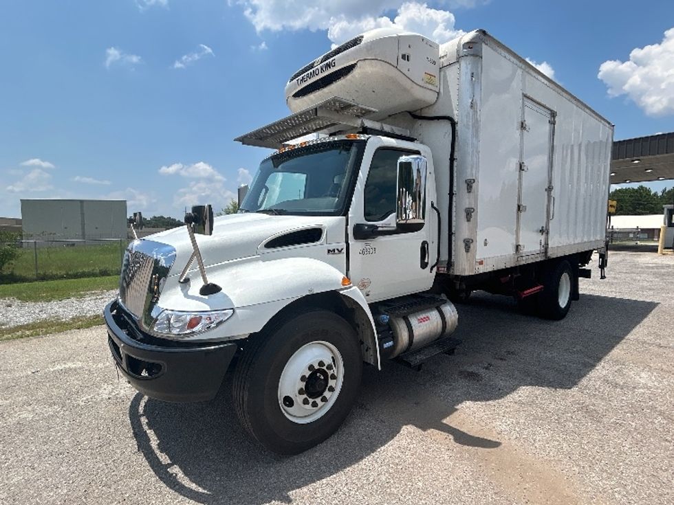 Refrigerated Truck-Light and Medium Duty Trucks-International-2023-MV607-Tuscaloosa-AL-329,563\n\t\tmiles-$ 35,250 - Image 3