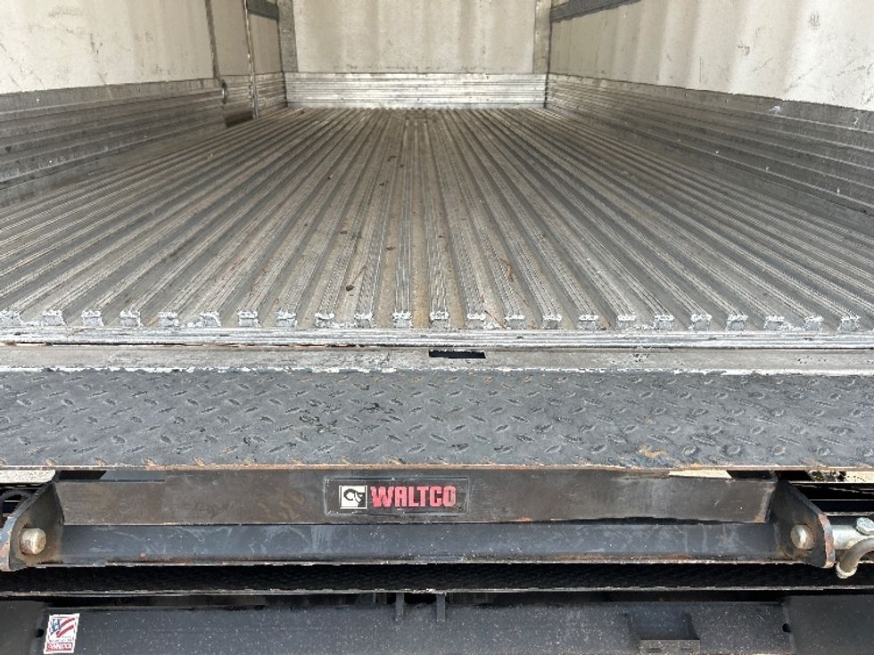 Refrigerated Truck-Light and Medium Duty Trucks-International-2023-MV607-Tuscaloosa-AL-353,018\n\t\tmiles-$ 32,250 - Image 10