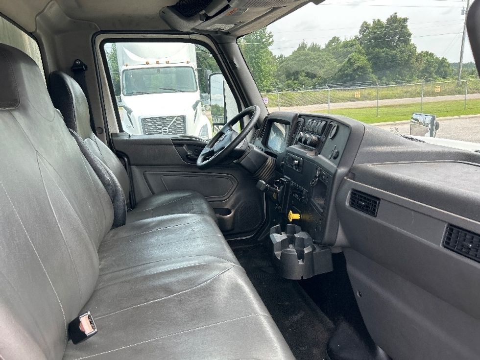 Refrigerated Truck-Light and Medium Duty Trucks-International-2023-MV607-Tuscaloosa-AL-353,018\n\t\tmiles-$ 32,250 - Image 22