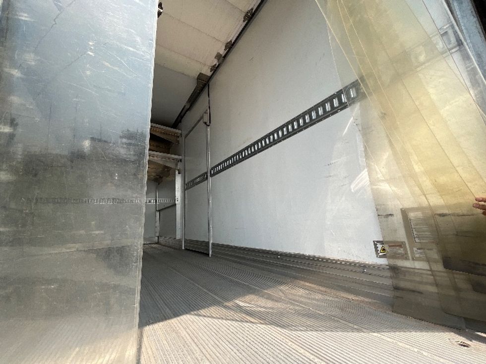 Refrigerated Truck-Light and Medium Duty Trucks-International-2023-MV607N-Albuquerque-NM-71,300\n\t\tmiles-$ 78,500 - Image 12