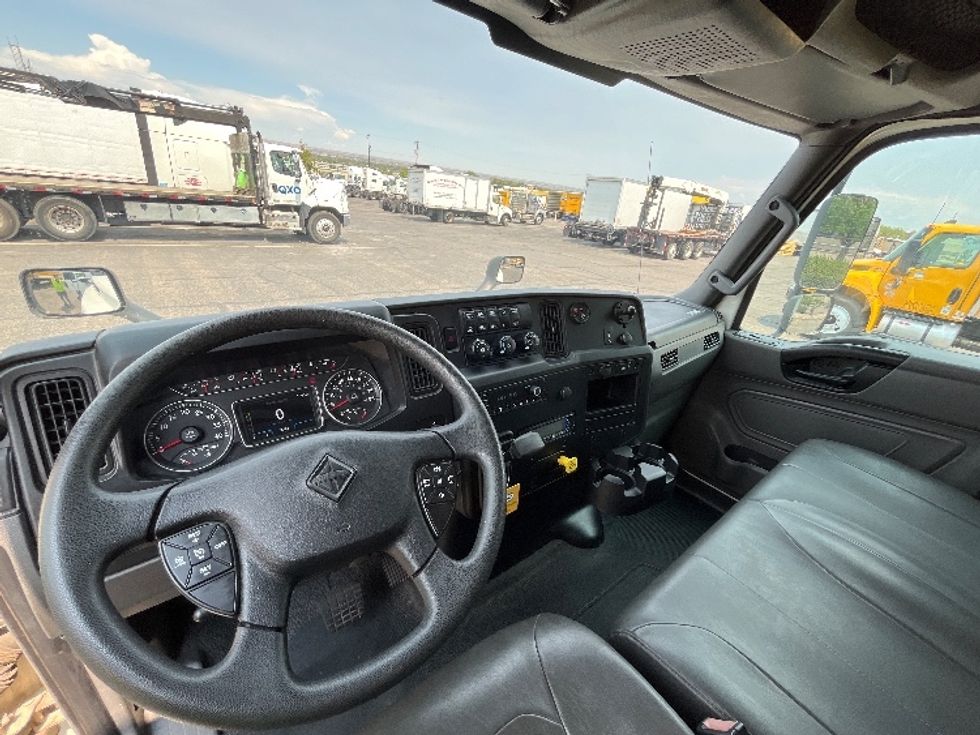 Refrigerated Truck-Light and Medium Duty Trucks-International-2023-MV607N-Albuquerque-NM-71,300\n\t\tmiles-$ 78,500 - Image 18