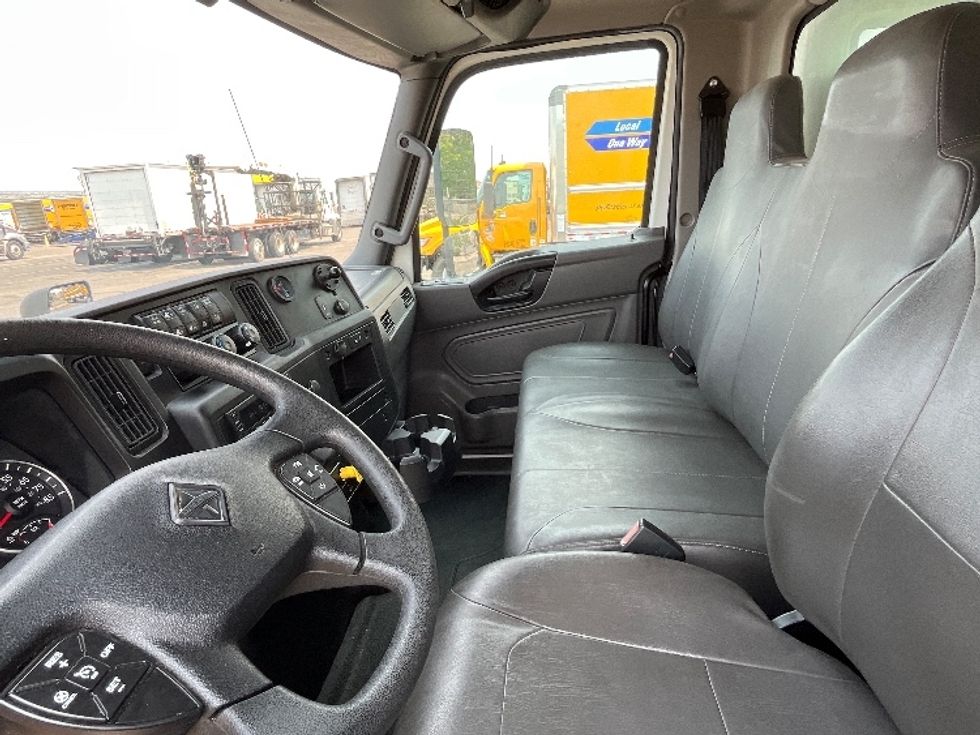 Refrigerated Truck-Light and Medium Duty Trucks-International-2023-MV607N-Albuquerque-NM-71,300\n\t\tmiles-$ 78,500 - Image 19