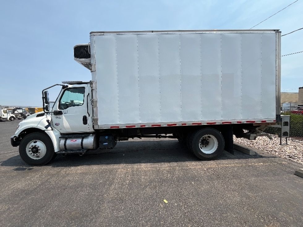 Refrigerated Truck-Light and Medium Duty Trucks-International-2023-MV607N-Albuquerque-NM-71,300\n\t\tmiles-$ 78,500 - Image 4