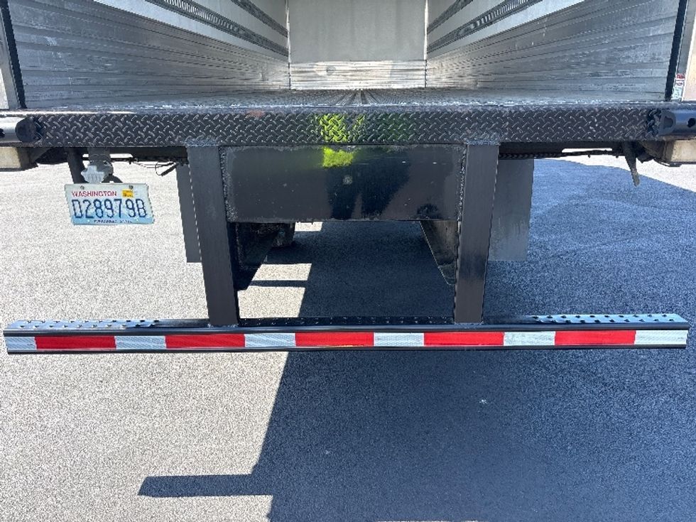 Refrigerated Truck-Light and Medium Duty Trucks-International-2023-MV607N-Everett-WA-112,958\n\t\tmiles-$ 79,500 - Image 9