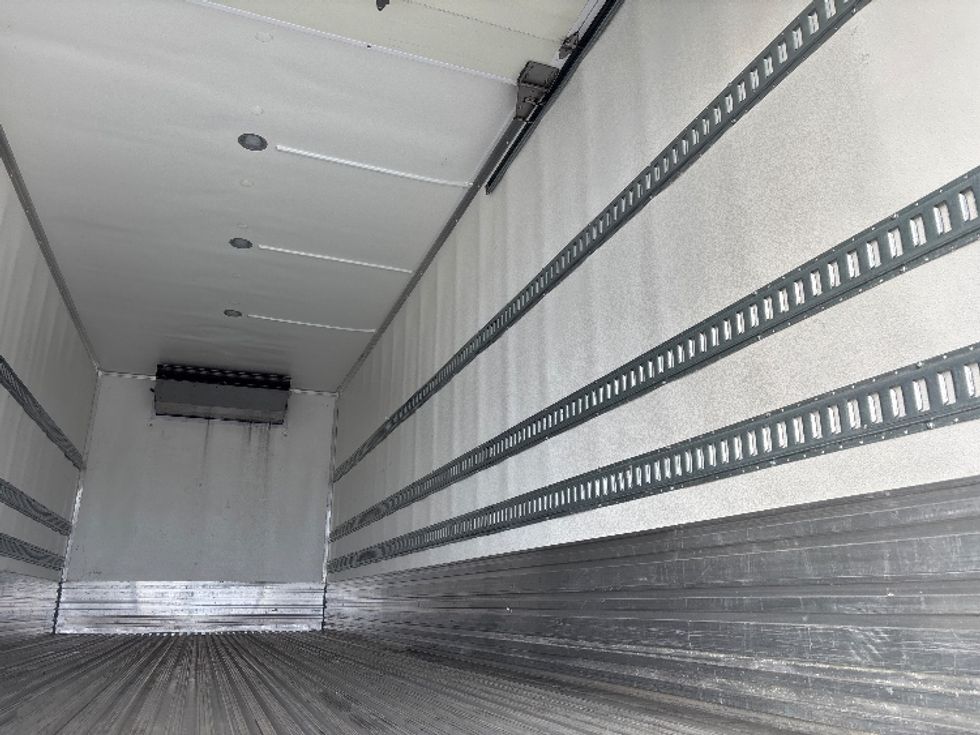 Refrigerated Truck-Light and Medium Duty Trucks-International-2023-MV607N-Everett-WA-143,535\n\t\tmiles-$ 77,500 - Image 12