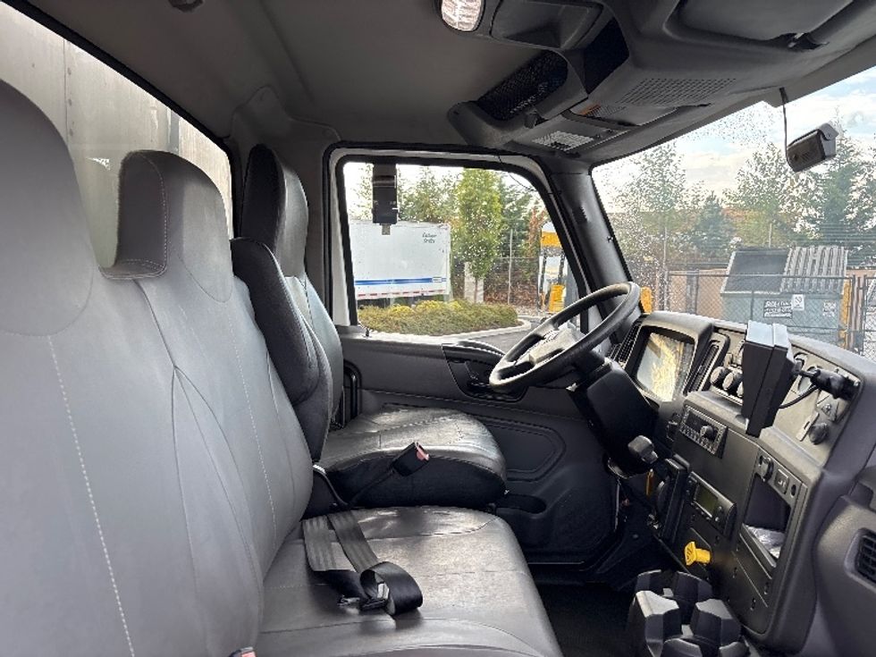 Refrigerated Truck-Light and Medium Duty Trucks-International-2023-MV607N-Everett-WA-143,535\n\t\tmiles-$ 77,500 - Image 22