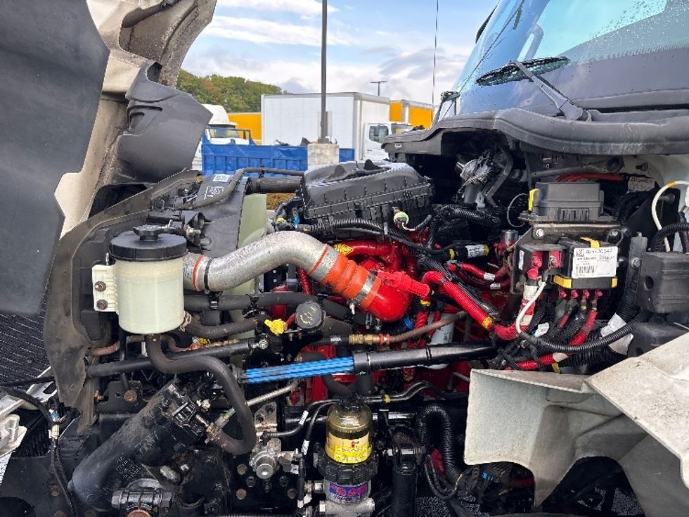 Refrigerated Truck-Light and Medium Duty Trucks-International-2023-MV607N-Everett-WA-143,535\n\t\tmiles-$ 77,500 - Image 24